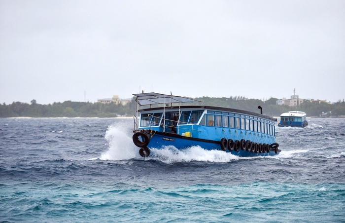 Things to keep in mind before choosing a public ferry boat