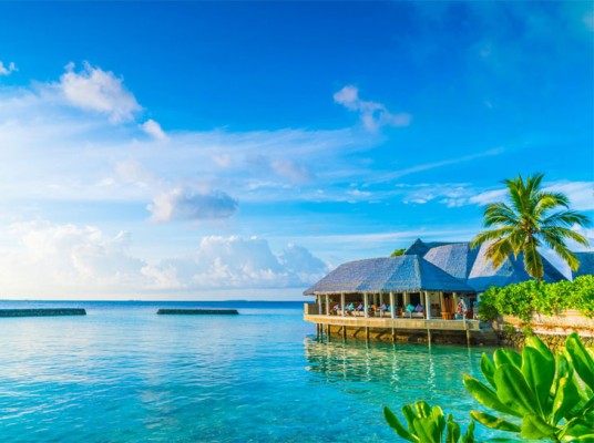 Top 5 Luxurious and Best Hotels in the Maldives