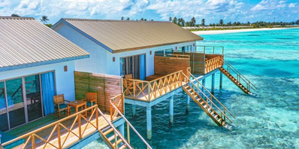Maldives Beach Villa or Water Villa: Which One to Choose