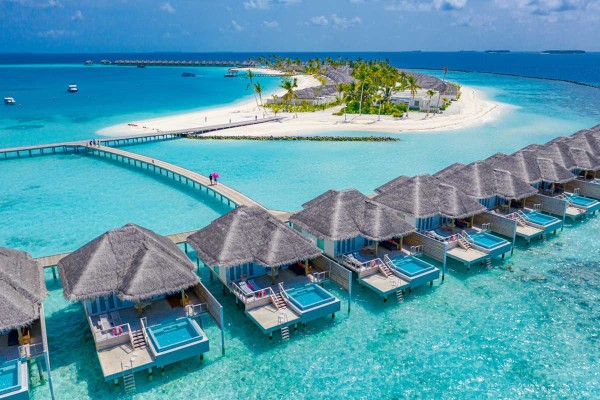 When in Maldives, Beach Villa or Overwater Villa?