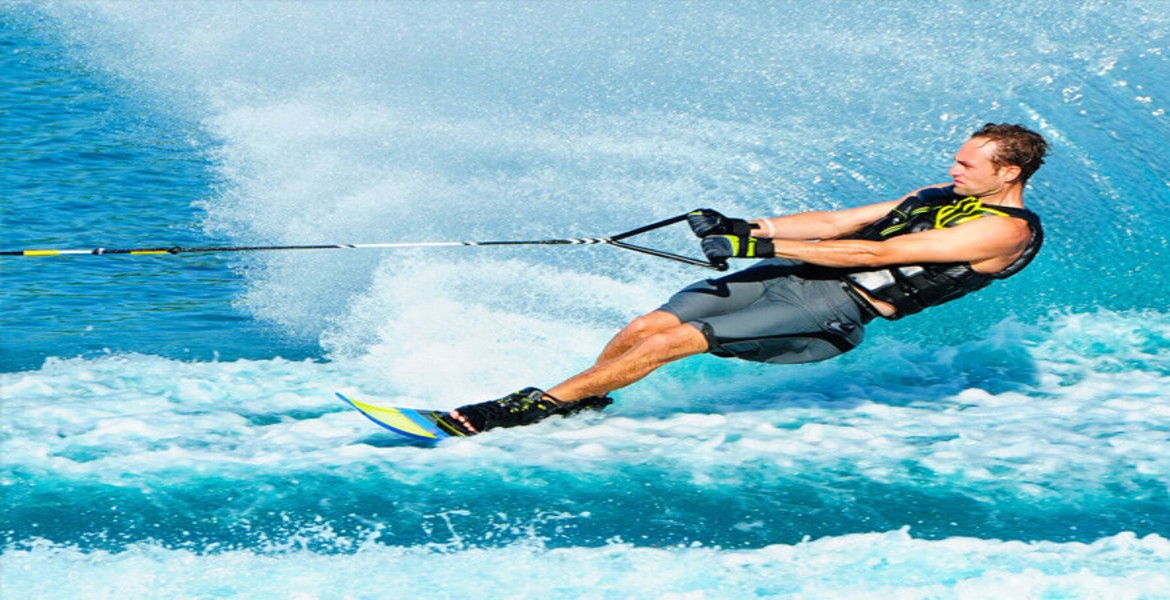 Wakeboarding in Maldives